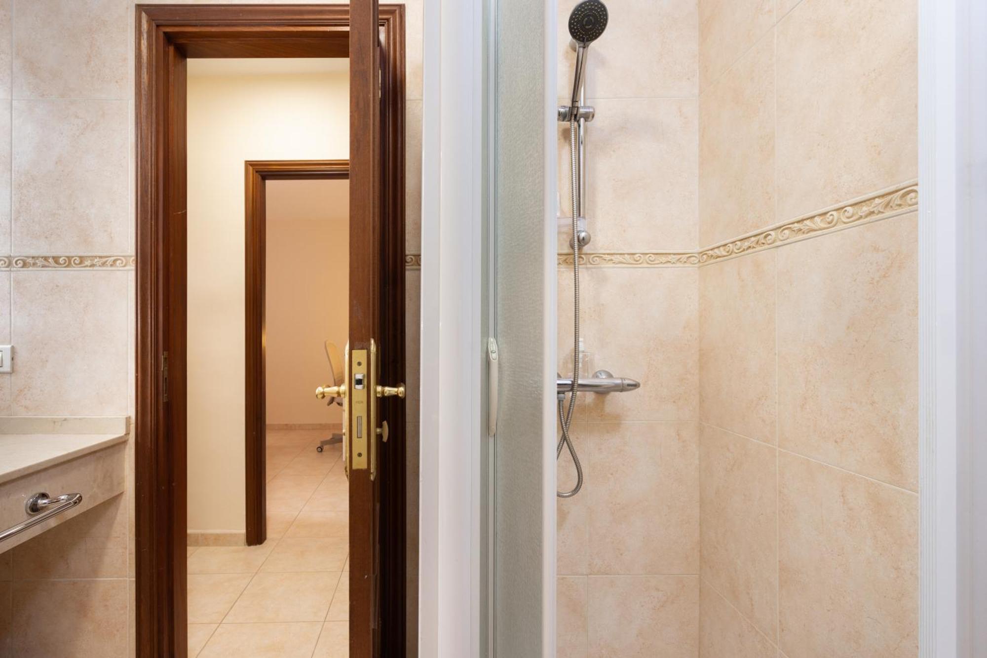 Home2Book Design & Luminous Apt Santa Cruz Center Εξωτερικό φωτογραφία