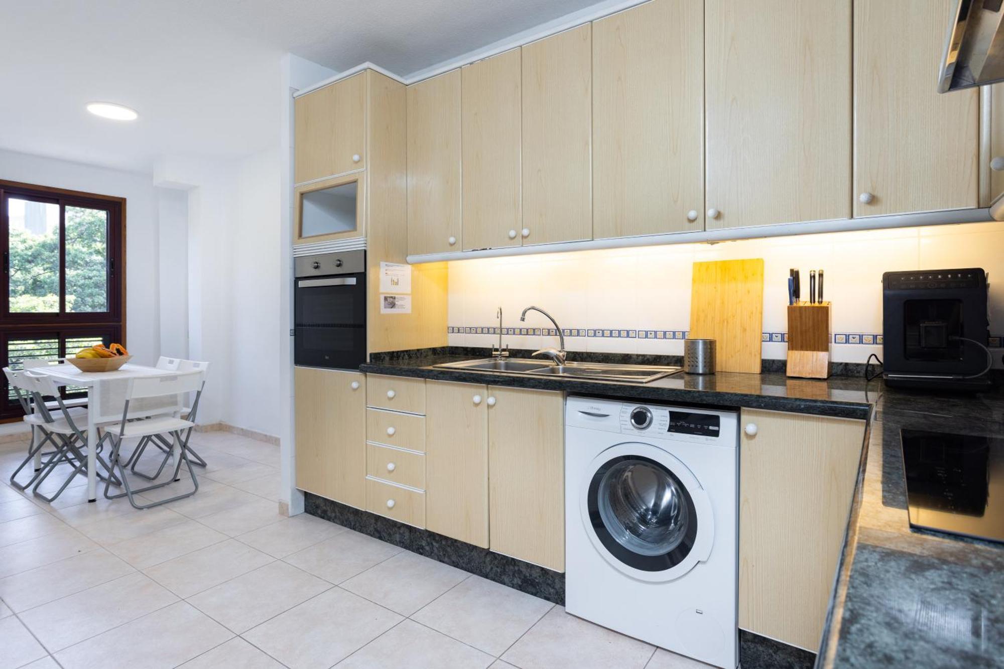 Home2Book Design & Luminous Apt Santa Cruz Center Εξωτερικό φωτογραφία